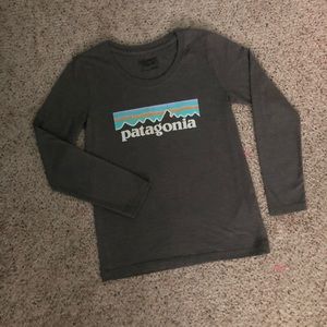 Girls 7-8 Patagonia Long Sleeve Tee EUC 🏔 💖🏔